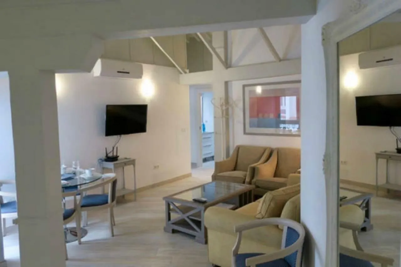 Apartamento Isla De Arriaran Malaga 0*,